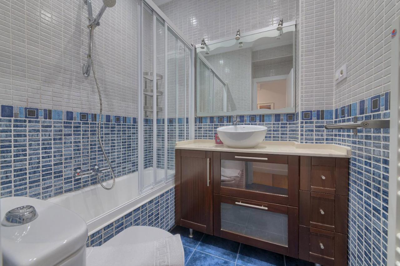 Апартаменти Iturribide Hogar Moderno Junto Al Metro Більбао Екстер'єр фото